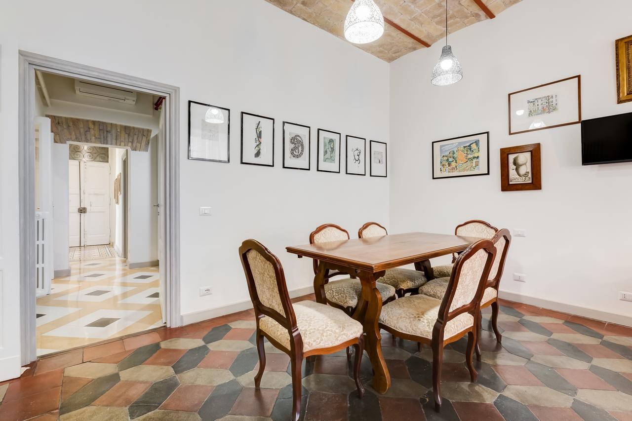 Monti Colosseum Apartment Roma Exterior foto